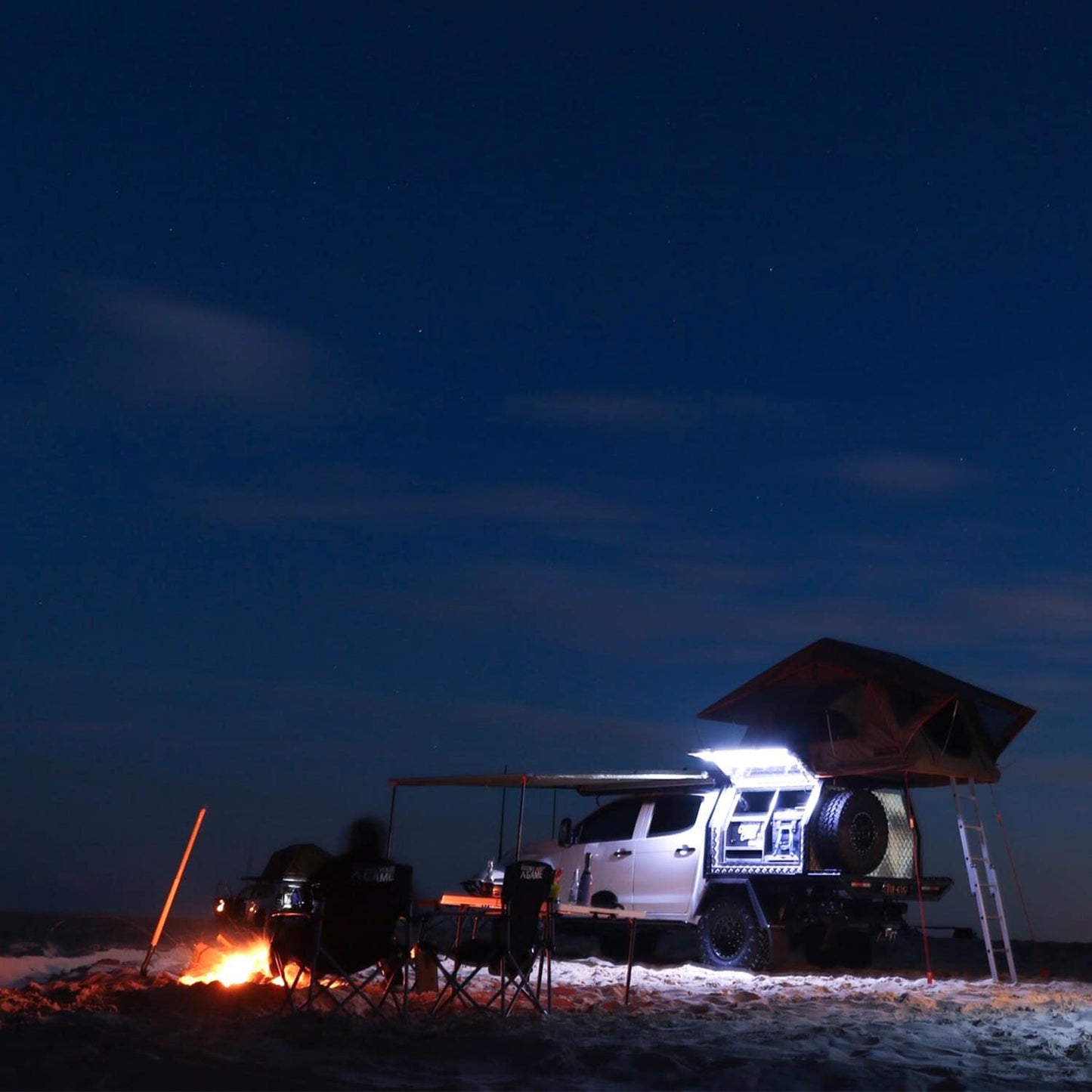 Hard korr 1m Stick-On White LED Flexible Tape Light