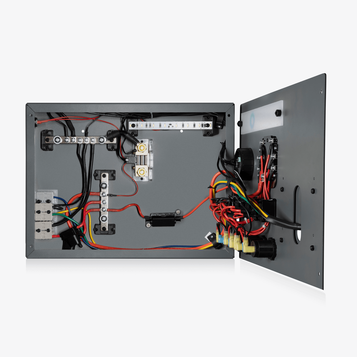 Hard Korr 12V Control Hub With 25A DC-DC Charger