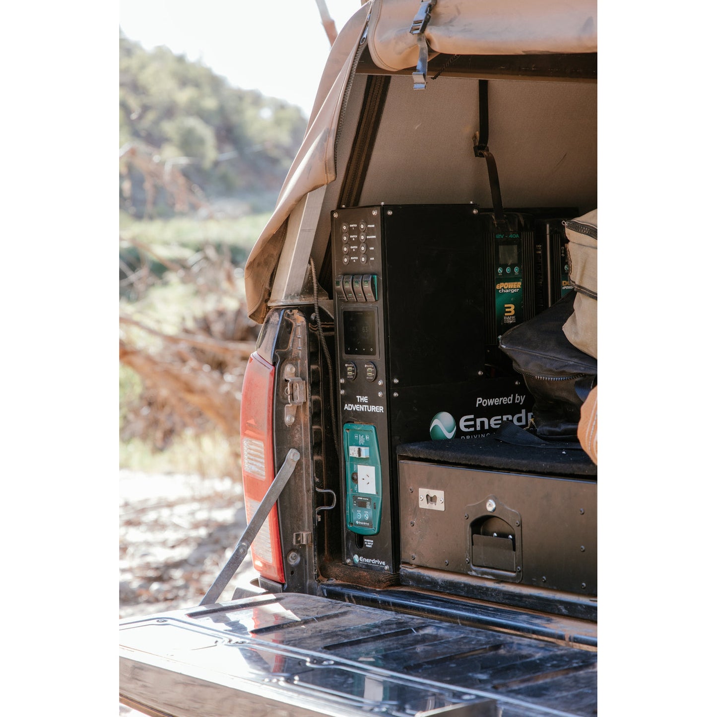 Enerdrive 4WD Canopy Adventurer System with 40A DC2DC, 40A AC Charger & 2000W Inverter (AC Transfer), With Lithium Battery