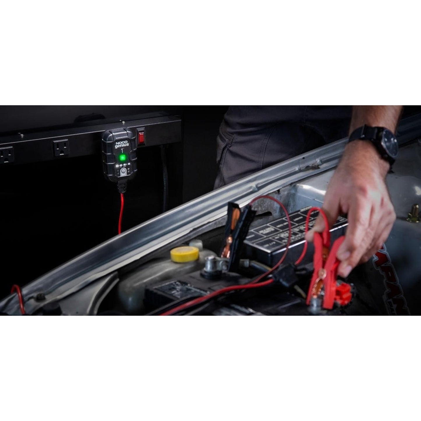 GENIUS1AU 6/12V 1A SMART BATTERY CHARGER
