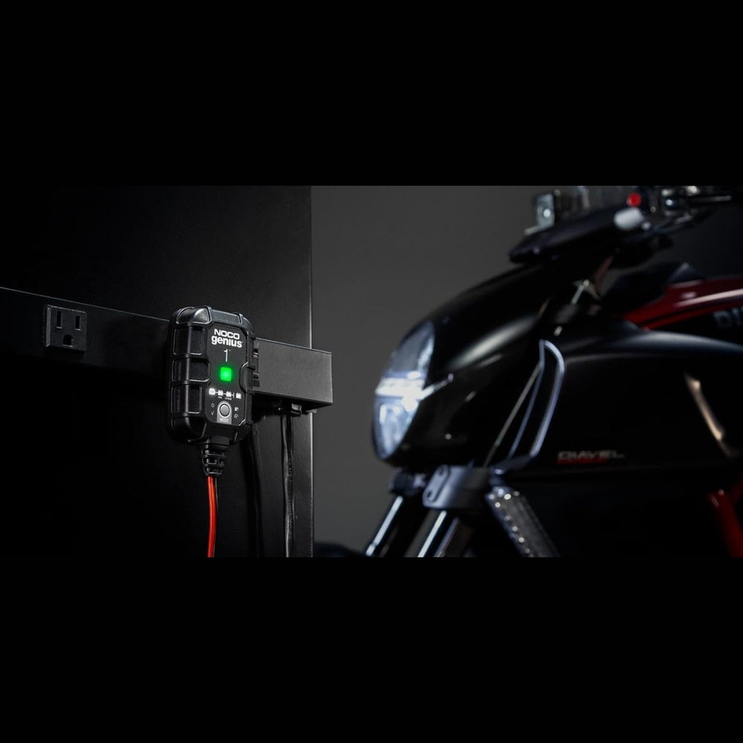 GENIUS1AU 6/12V 1A SMART BATTERY CHARGER