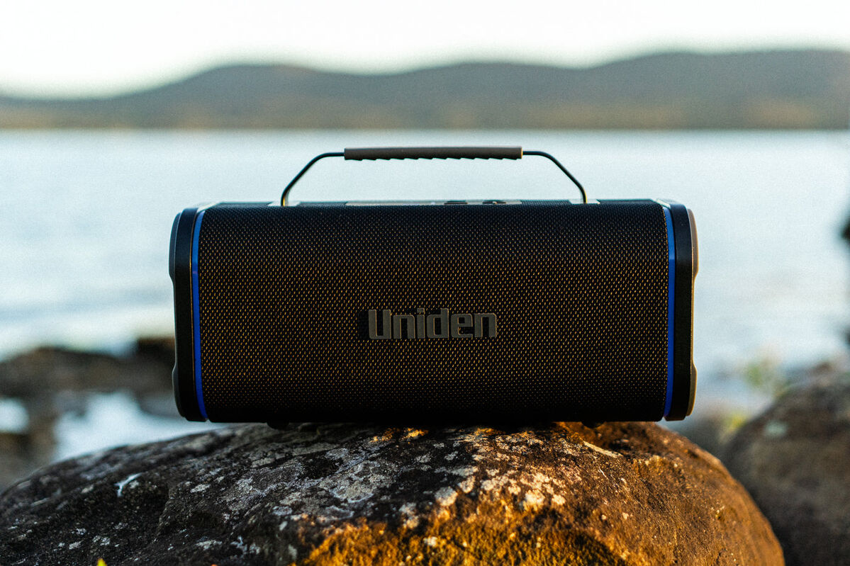 Uniden Looop Yon 100W Bluetooth Speaker IP67 Power Bank Handle