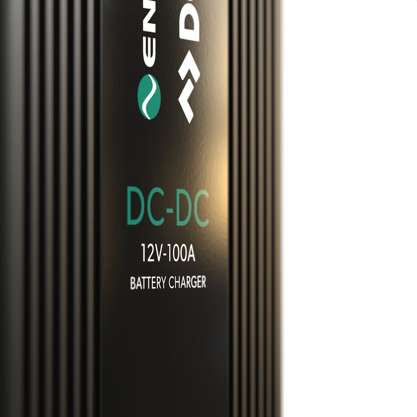 Enerdrive | Dometic 12V DC-DC Charger with 80A MPPT Solar