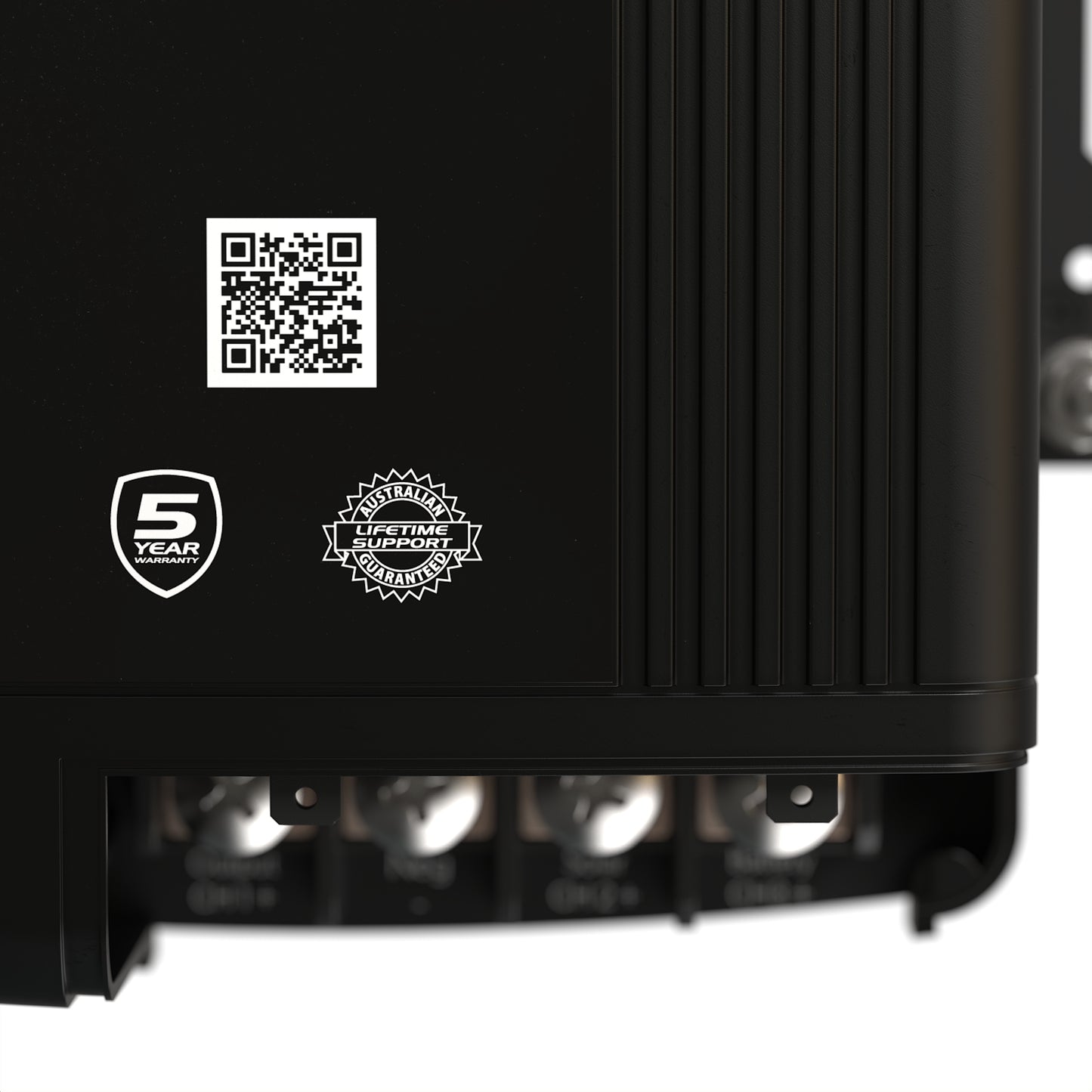 Enerdrive | Dometic 12V DC-DC Charger with 80A MPPT Solar
