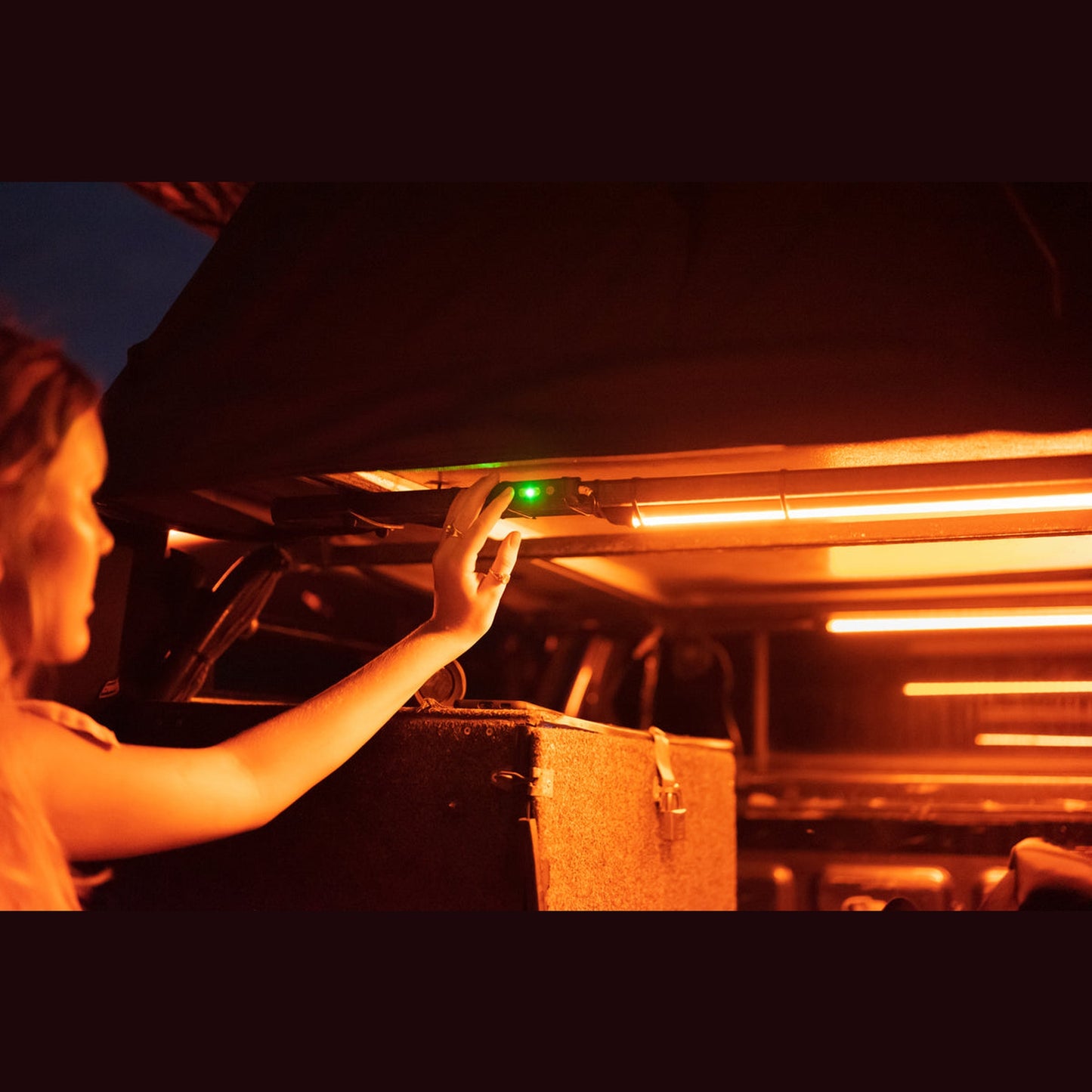 Hard Korr Lifestyle 4-Bar Orange & White LED Camp Light Kit