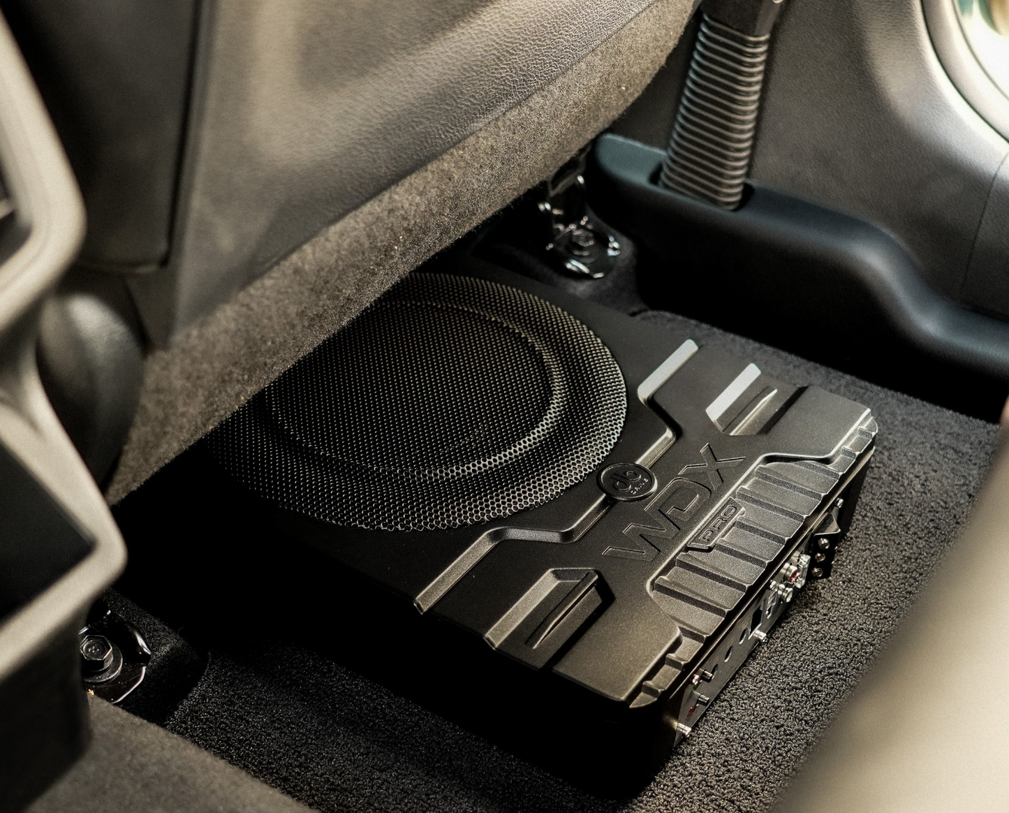 Mongoose WDXPRO-AS10 POWERED 10" SUBWOOFER