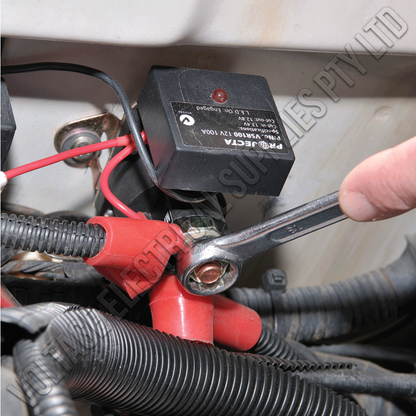 12V 200A VOLTAGE SENSITIVE RELAY VSR200 - 1 LEFT